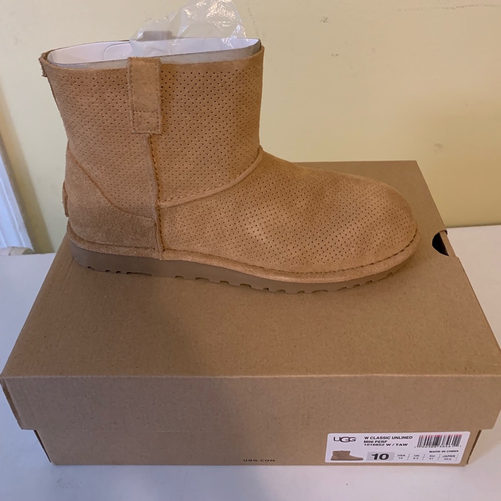 Suade Uggs